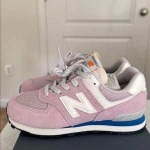 New Balance Kids 574 Sneakers in Pink and Cream